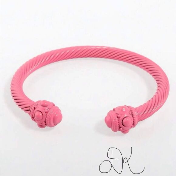 LIVE SHOW ITEMS CABLE BRACELET - Picture 1 of 7